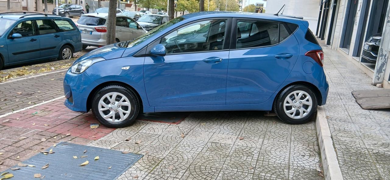 HYUNDAI i10 1.0 MPI STYLE