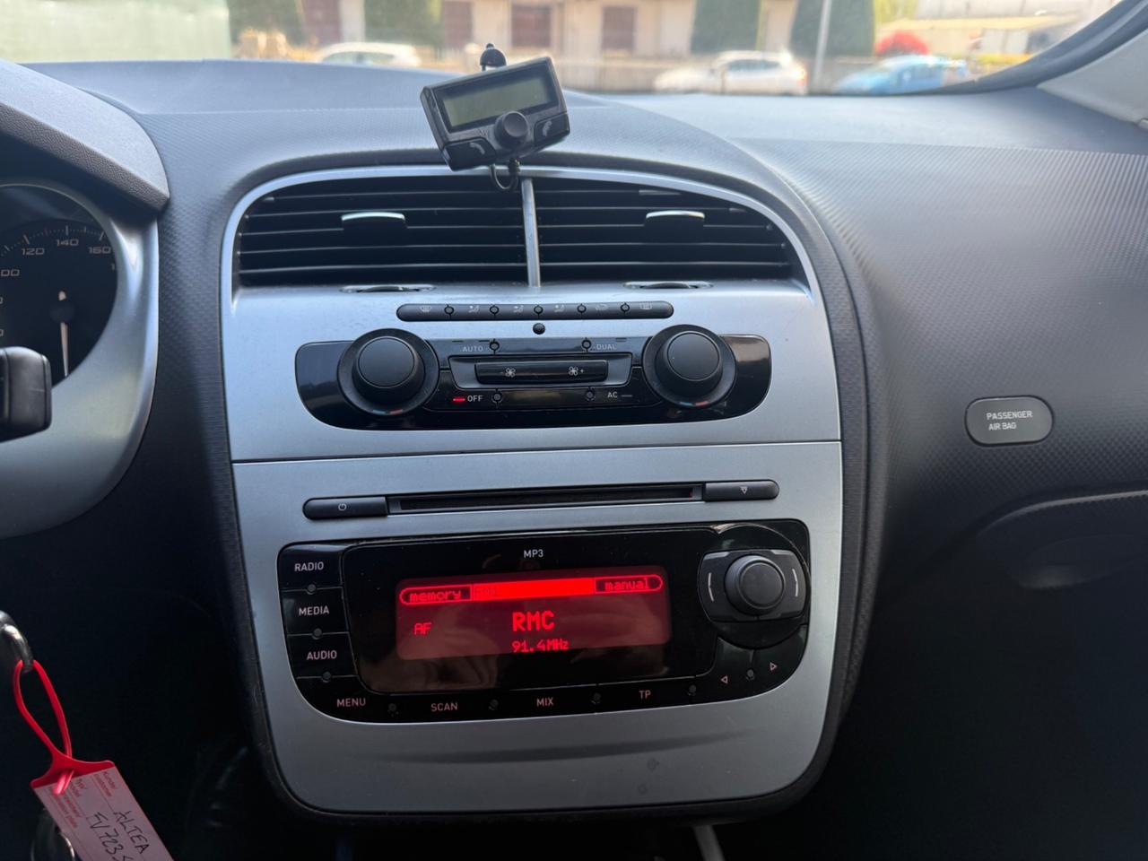 SEAT ALTEA XL 1.6 BENZ UNICO PROP. POCHI KM