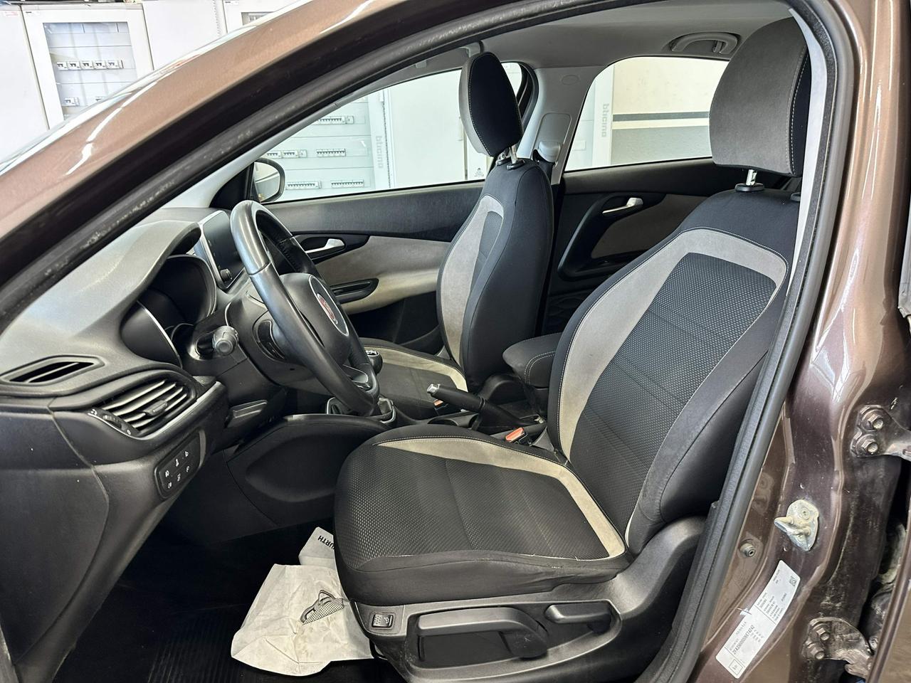 Fiat Tipo 5p 1.6 mjt Lounge s&s 120cv