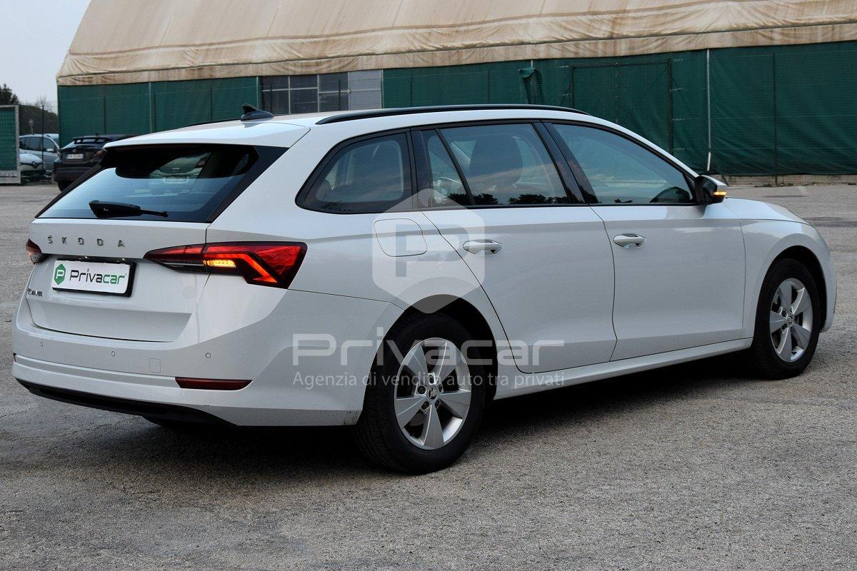 SKODA Octavia 2.0 TDI EVO SCR DSG Wagon Executive