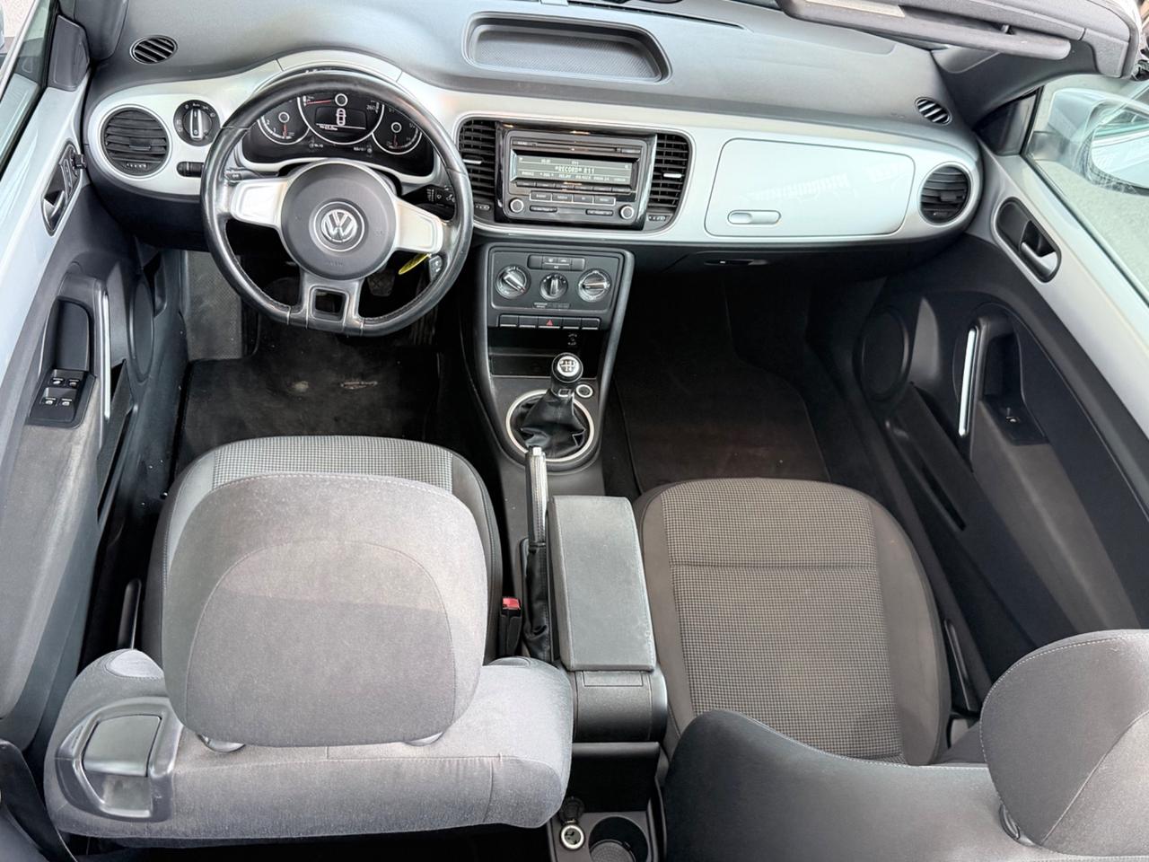 Volkswagen Maggiolino Cabrio 1.6TDI 105CV Design