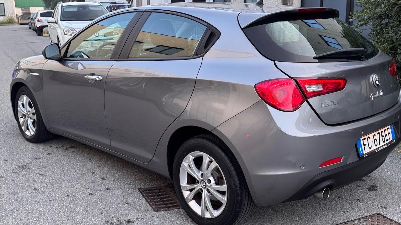 Alfa Romeo Giulietta 1.6 JTDm-2 120 CV Progression