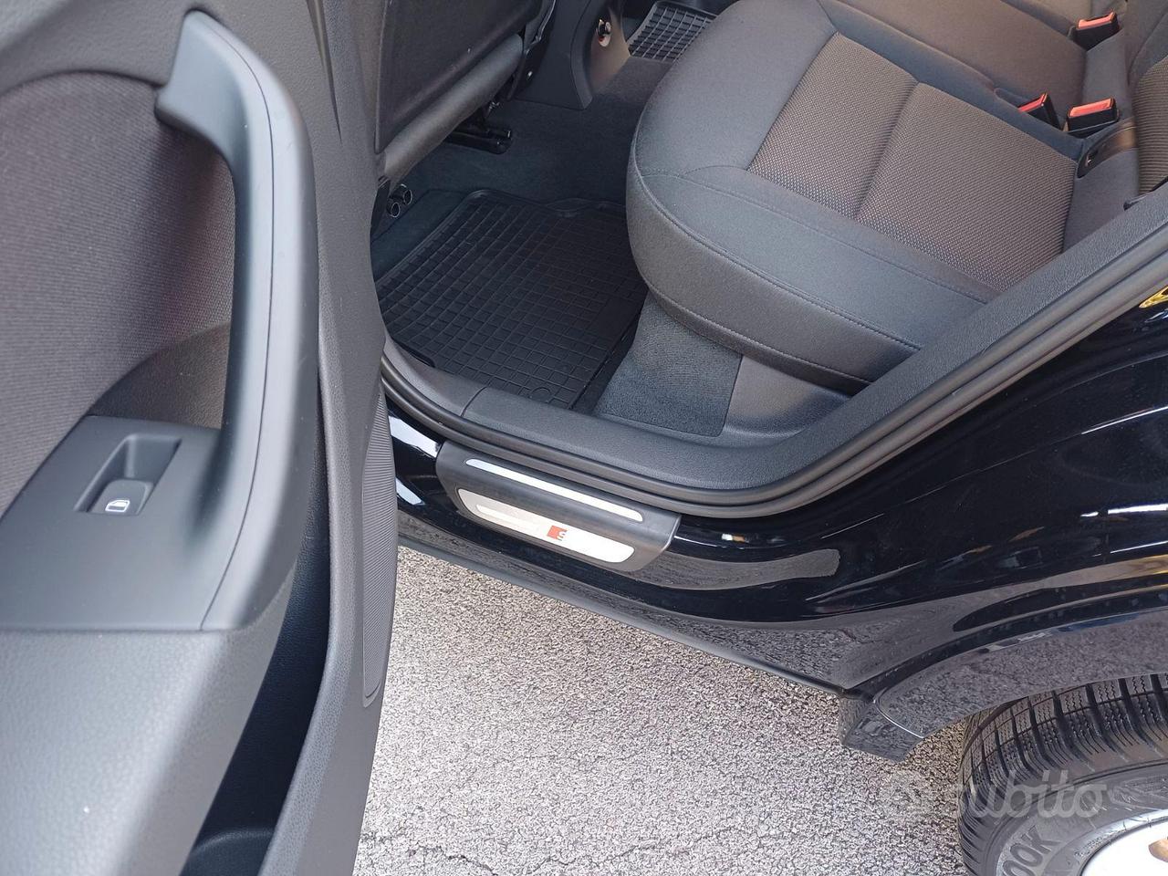 Audi Q3 tdi 2.0 Cv 140 2 Wd S-Line Fuoristrada