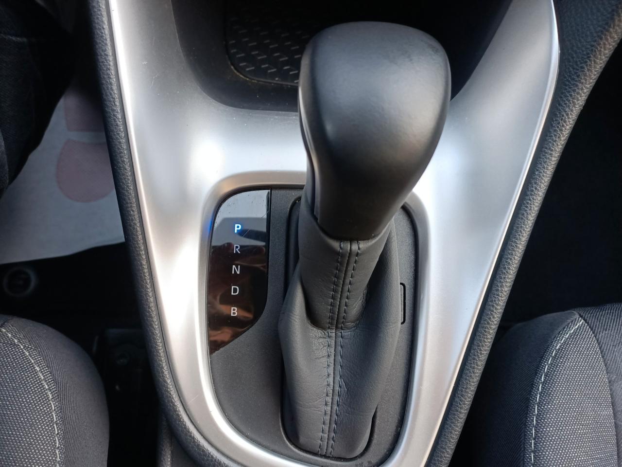 Toyota Yaris 1.5 Hybrid 5 porte Active