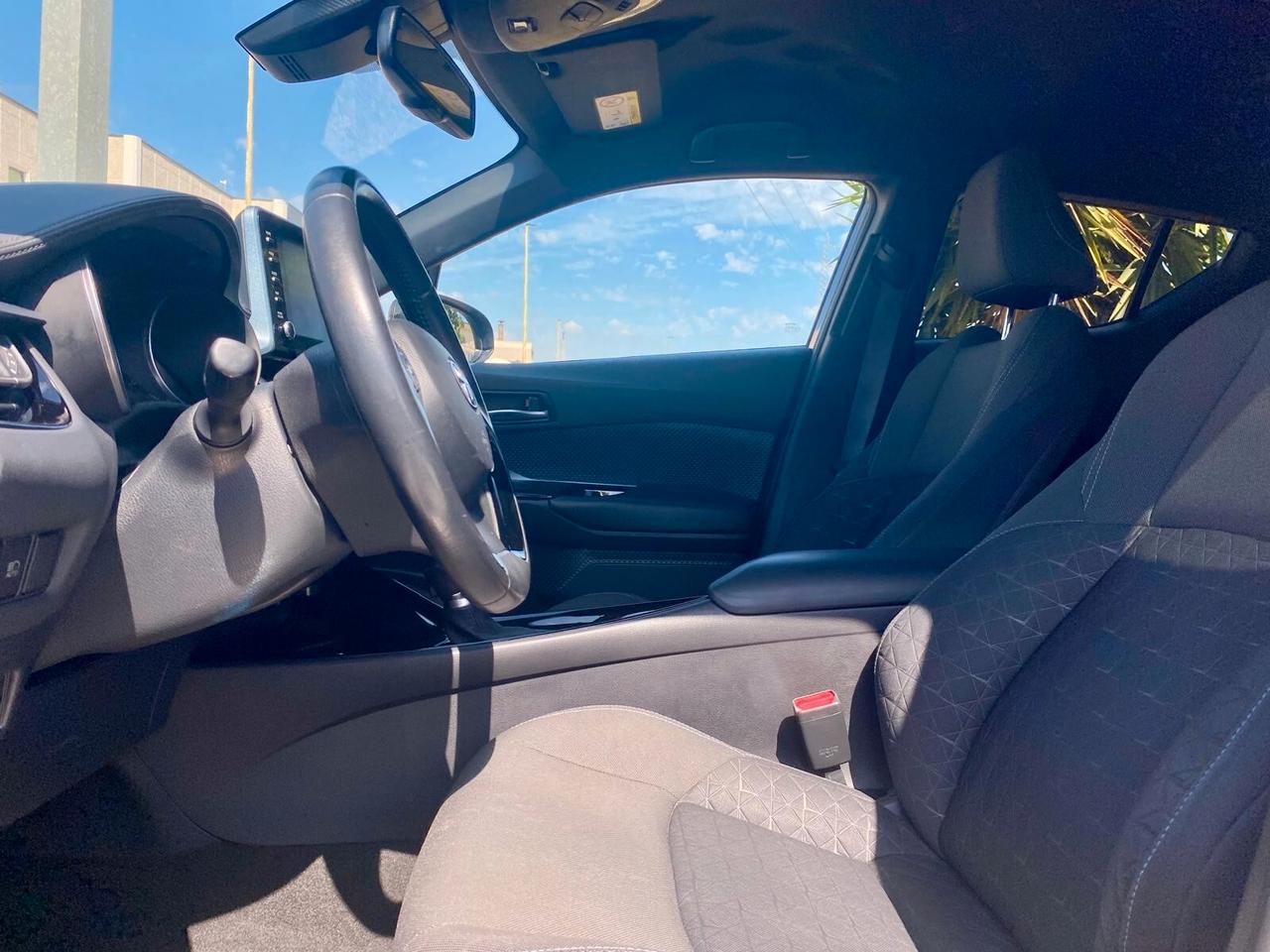 Toyota C-HR 2.0 Hybrid 184 CV E-CVT Morebusiness