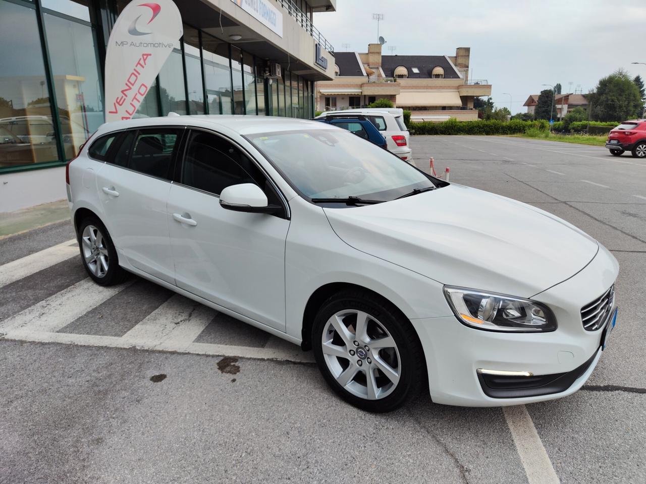 Volvo V60 D4 Geartronic Momentum