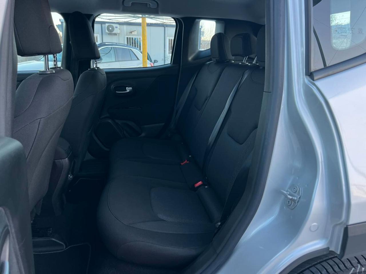 Jeep Renegade 1.6 Mjt 130 CV Longitude