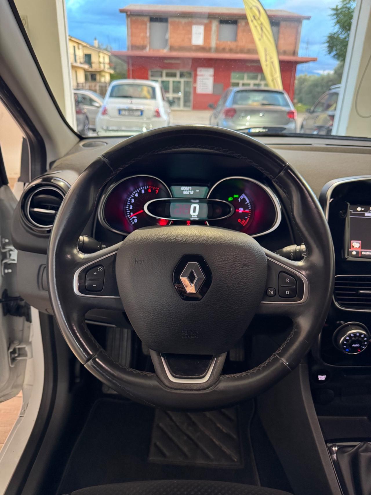 Renault Clio TCe 12V 90CV Start&Stop 5 porte Energy Intens