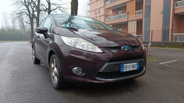 Ford Fiesta 1.4 5 porte Bz.- GPL Titanium