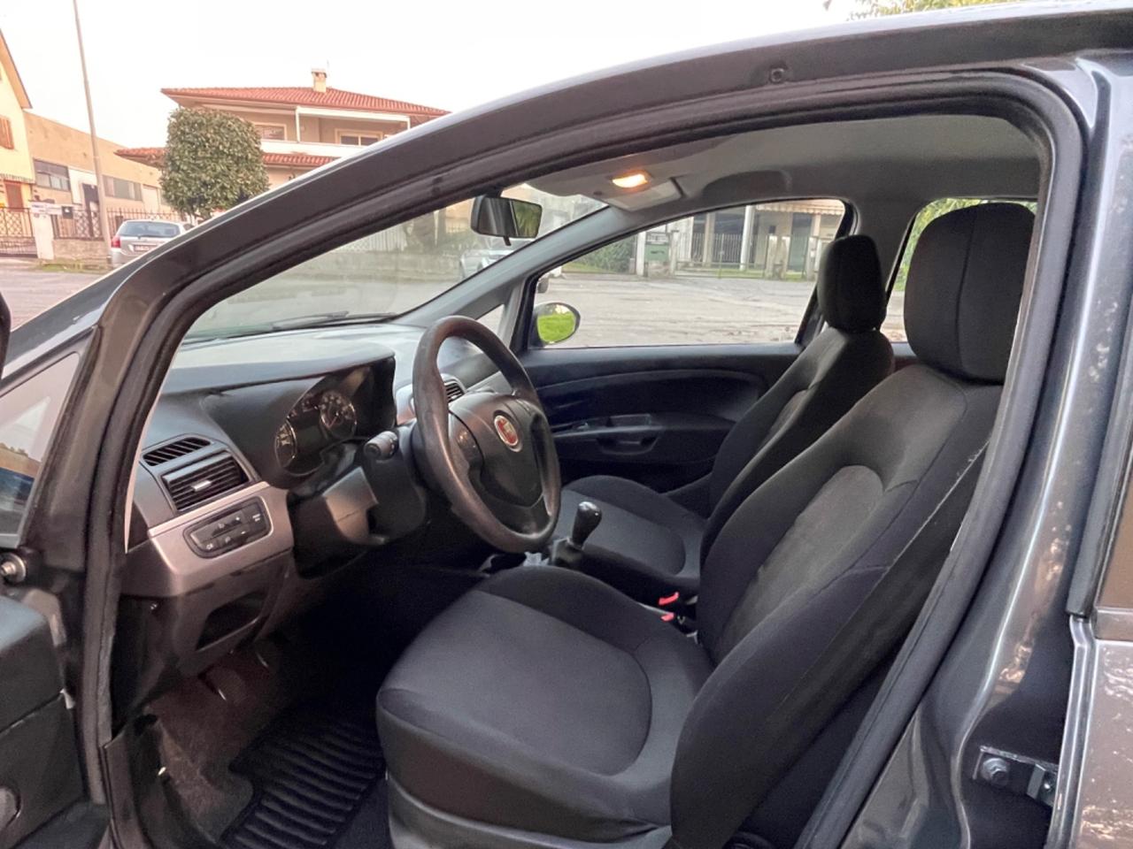 Fiat Punto 1.3 MJT II 75 CV 5 porte Lounge per Neopatentati 2014