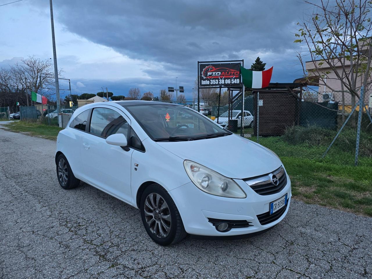 Opel Corsa 1.2 Benzina con GARANZIA-NEOPATENTATI