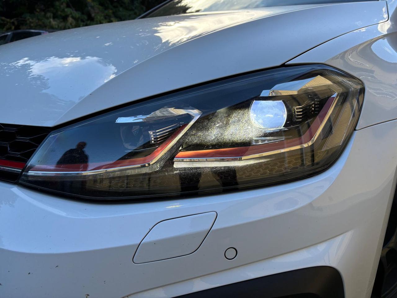 Volkswagen Golf Sport 2.0 GTI Performance #7593