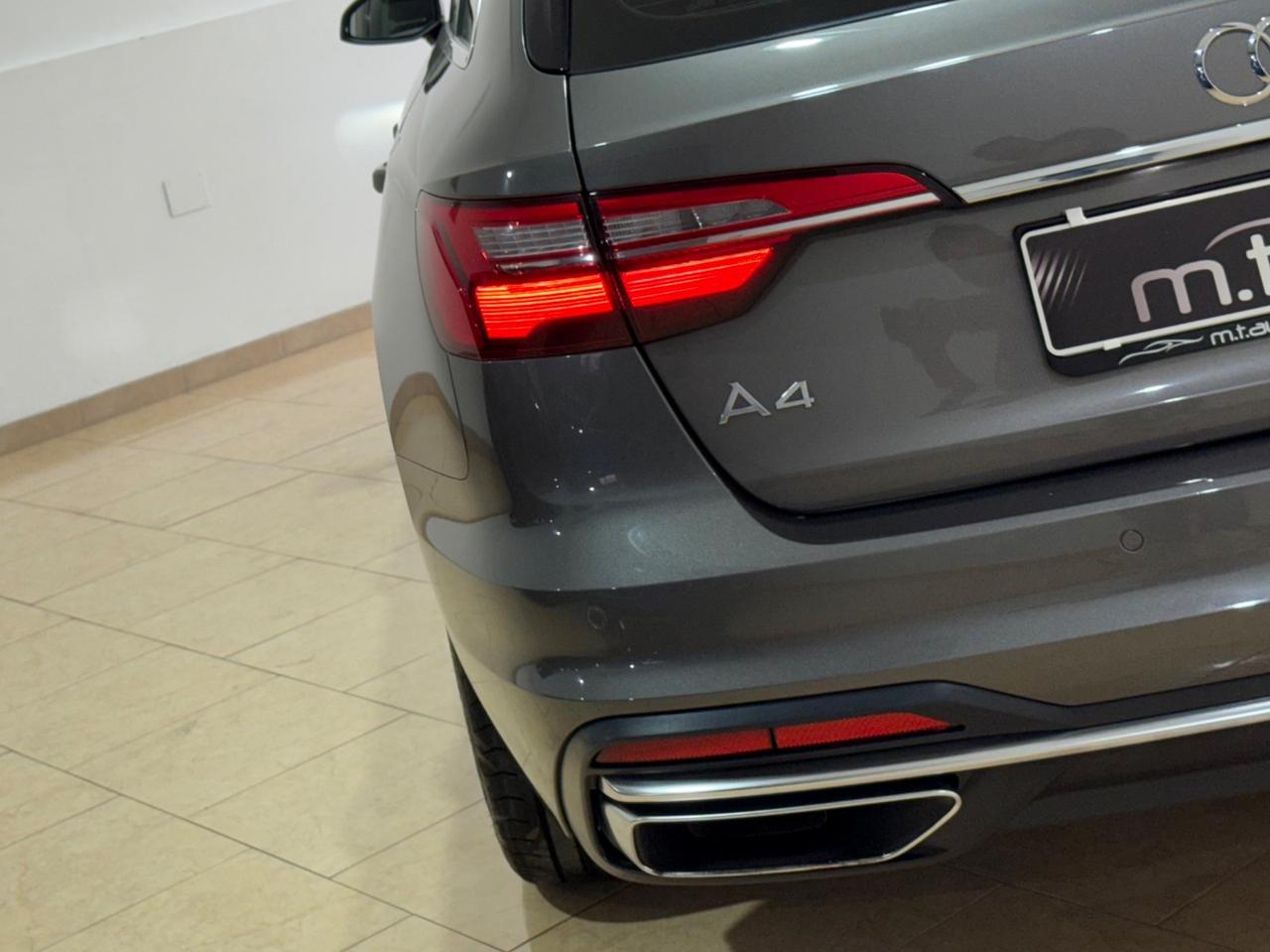 Audi A4 Avant 30 TDI 136 CV S tronic Business Advanced