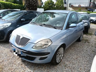 Lancia Ypsilon 1.2 Oro