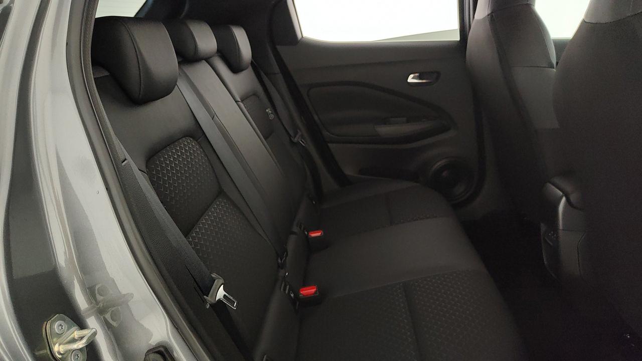 NISSAN Juke II 2024 - Juke 1.6 hev N-Connecta