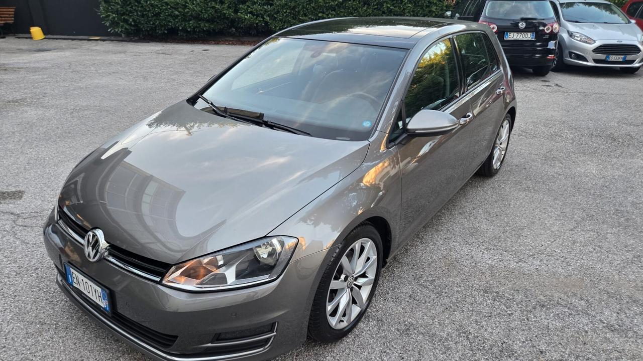 Volkswagen Golf 1.4 TSI 140 CV 5p. Highline BlueMotion Tettuccio