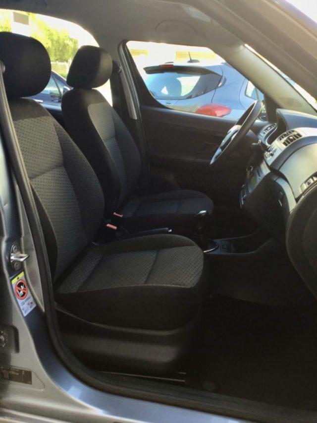 SKODA Roomster 1.6 TDI 90CV con Gancio Traino