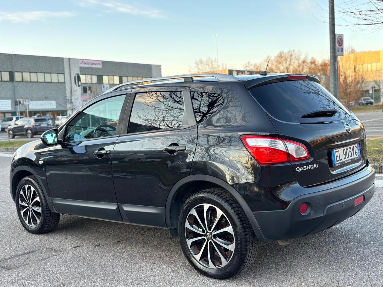 Nissan Qashqai 2.0 dCi DPF 4WD aut. Tekna