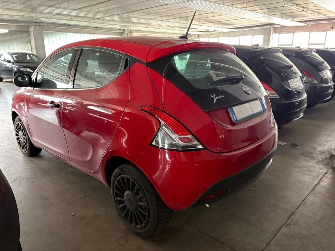 LANCIA Ypsilon 3ª serie - Ypsilon 1.0 FireFly 5 porte S&S Hybrid Si