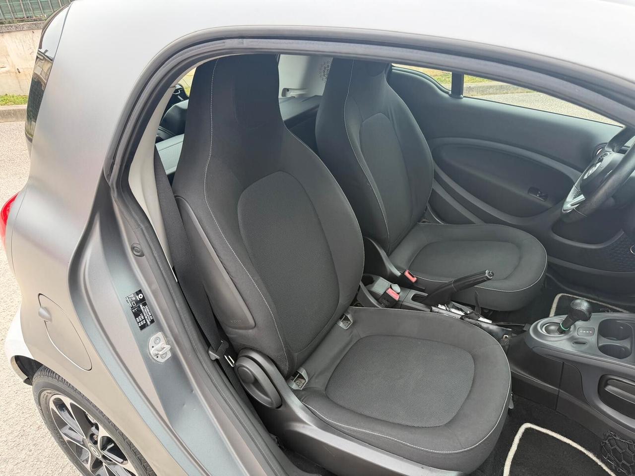 SMART/FOR TWO/70 CV/1.0 TWINAMIC/URBAN/C.AUT/TETTO/BLETOOTH/CERCHI IN LEGA/UNICO PROP !!