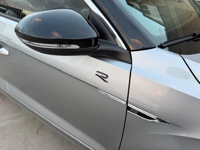 Volkswagen T-Roc 2.0 TDI 150 CV DSG R-Line