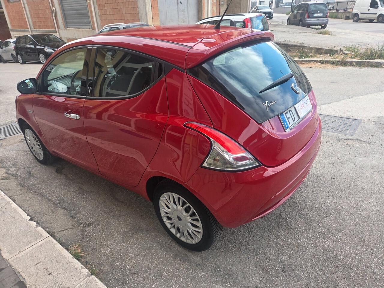 LANCIA YPSILON 1.2 BENZ 4 CILINDRI SOLI KM 66000 CERTIF