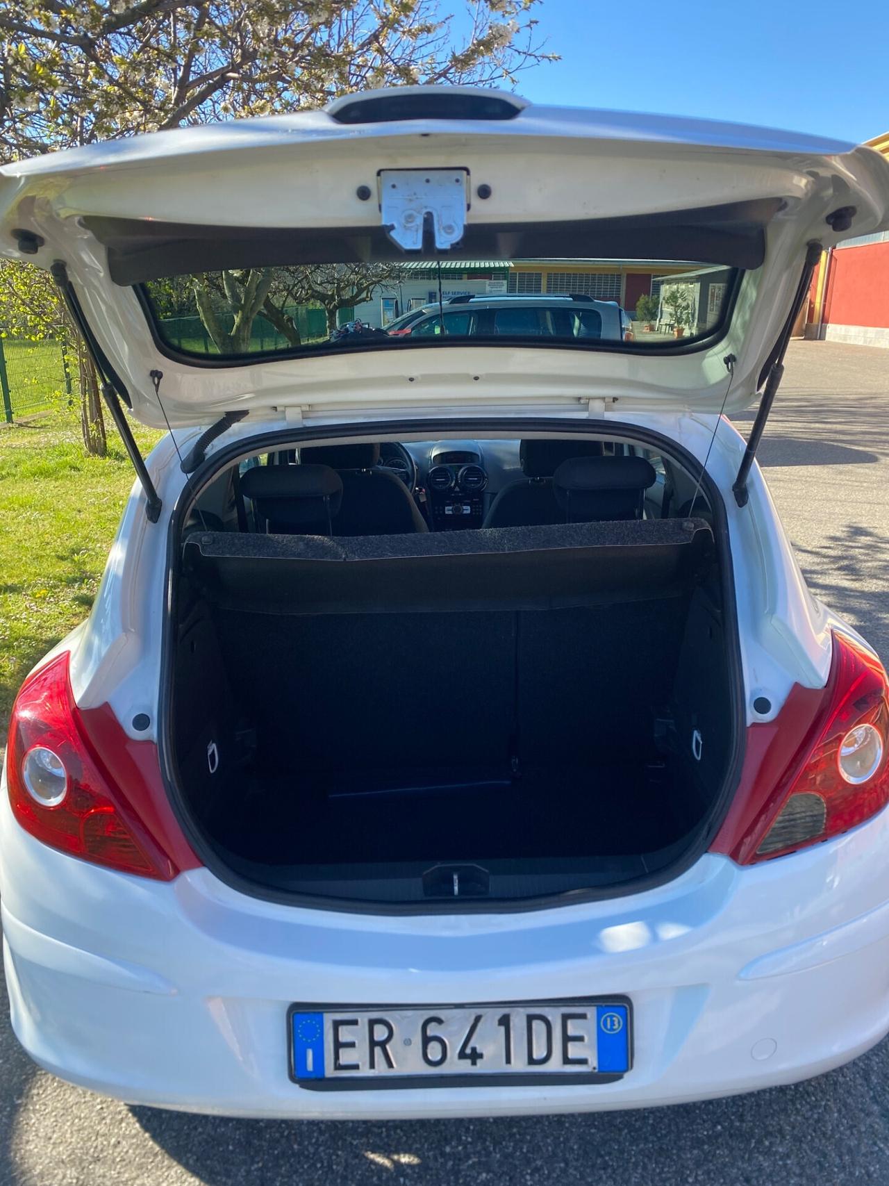 Opel Corsa 1.3 CDTI 75CV Euro5 Ok NEOPATENTATI