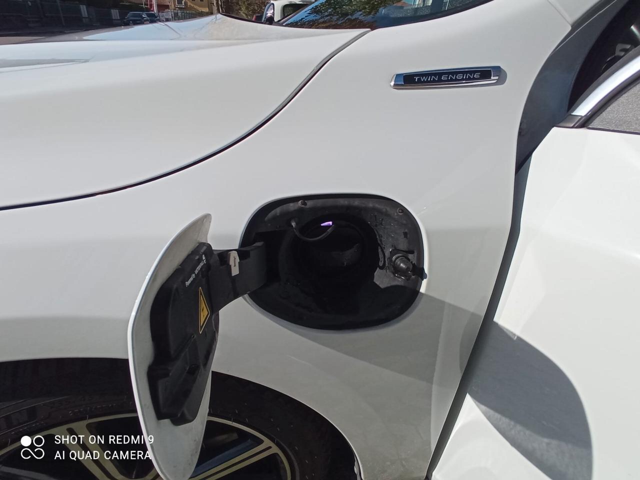 VOLVO V60 D6 Twin Engine Geartronic Momentum