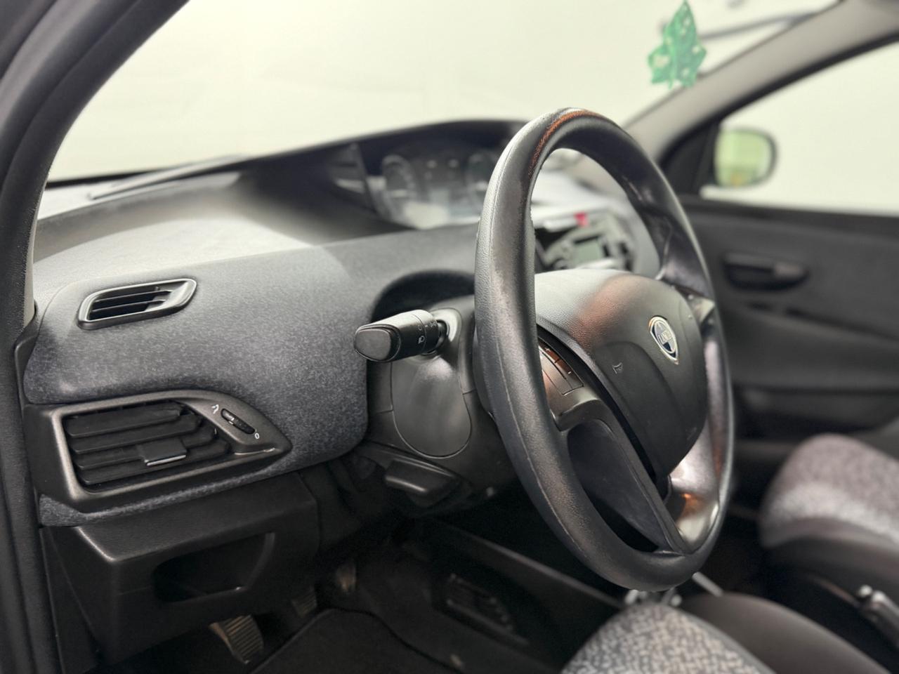 LANCIA YPSLON (anno 2019)