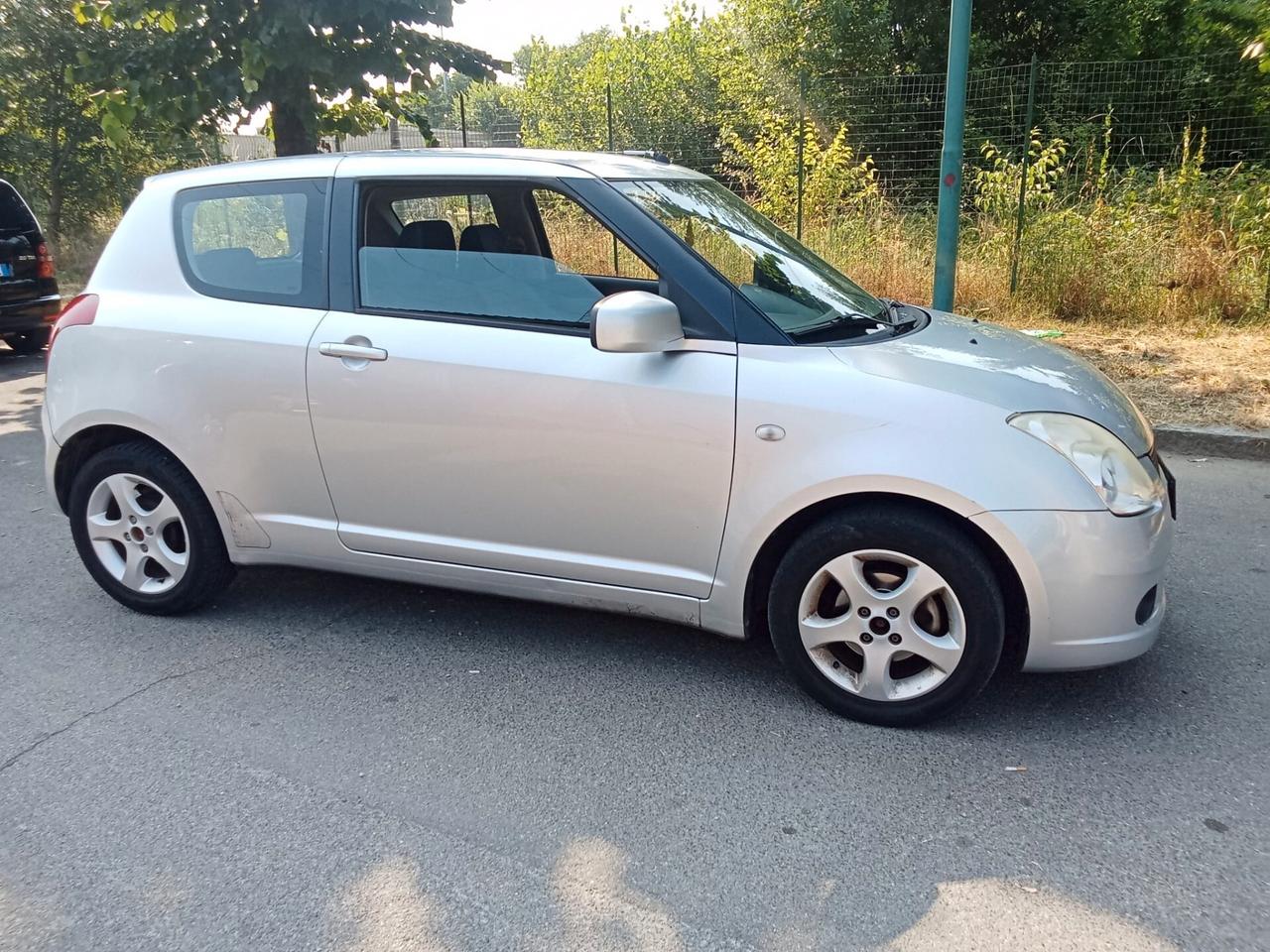 Suzuki Swift 1.3 5p. GLX