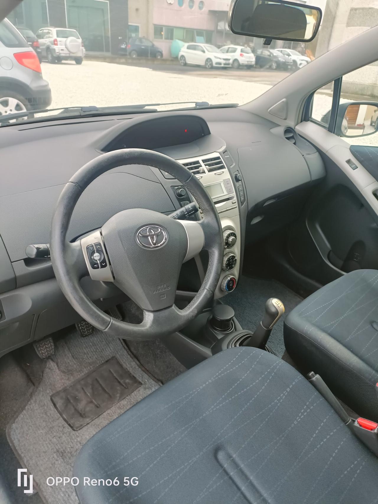 Toyota Yaris 1.3 5 porte Sol
