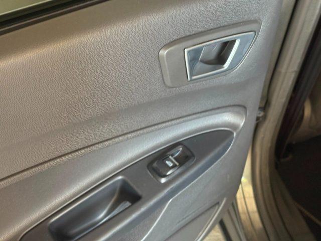 FORD Fiesta 1.4 GPL Titanium