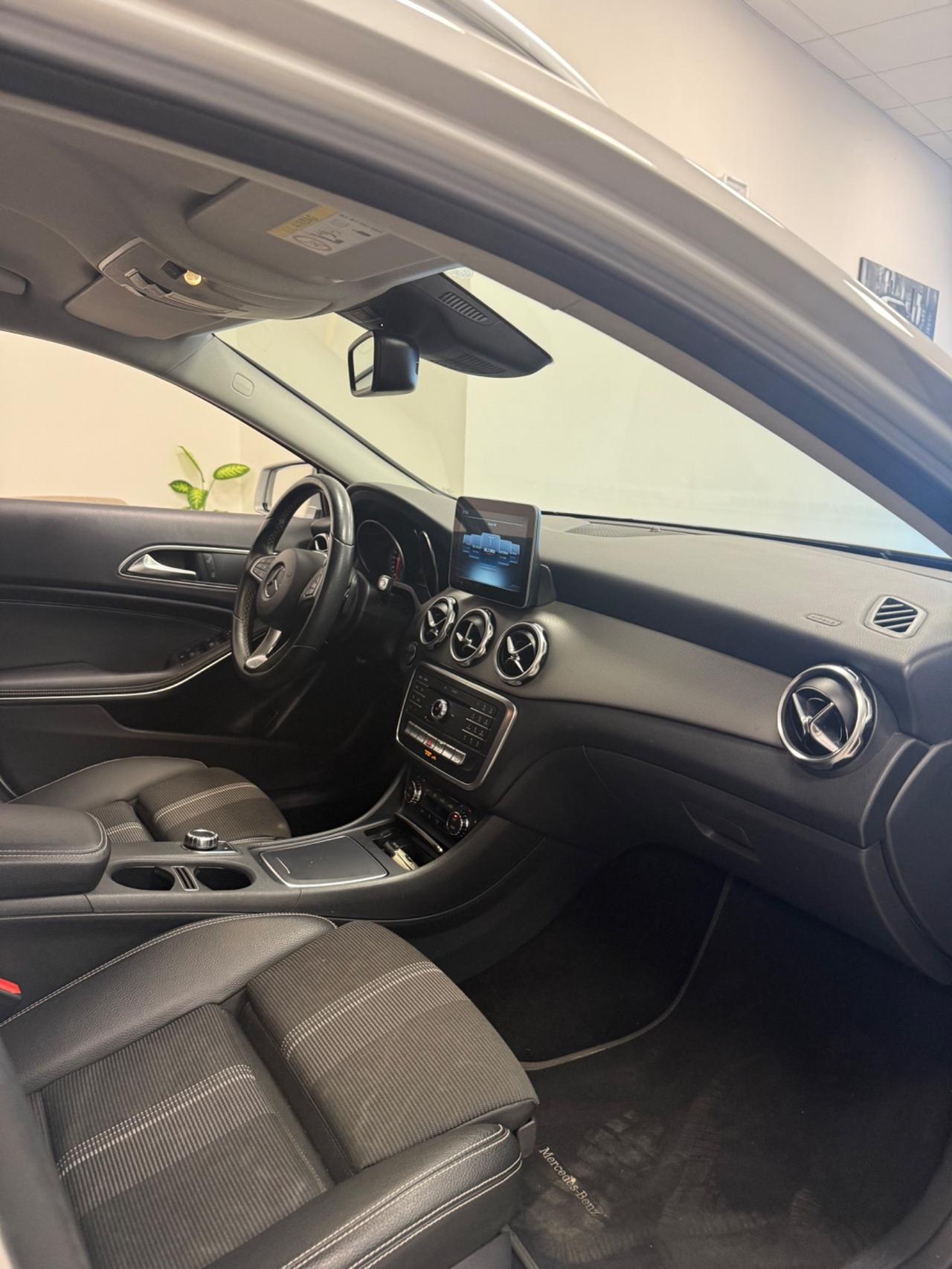 Mercedes-benz GLA 200 GLA 200 d Automatic 4Matic Sport