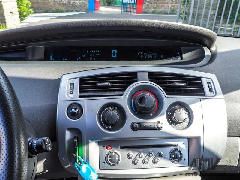 Renault Scénic 1.6 16V/105CV GPL DELLA CASA