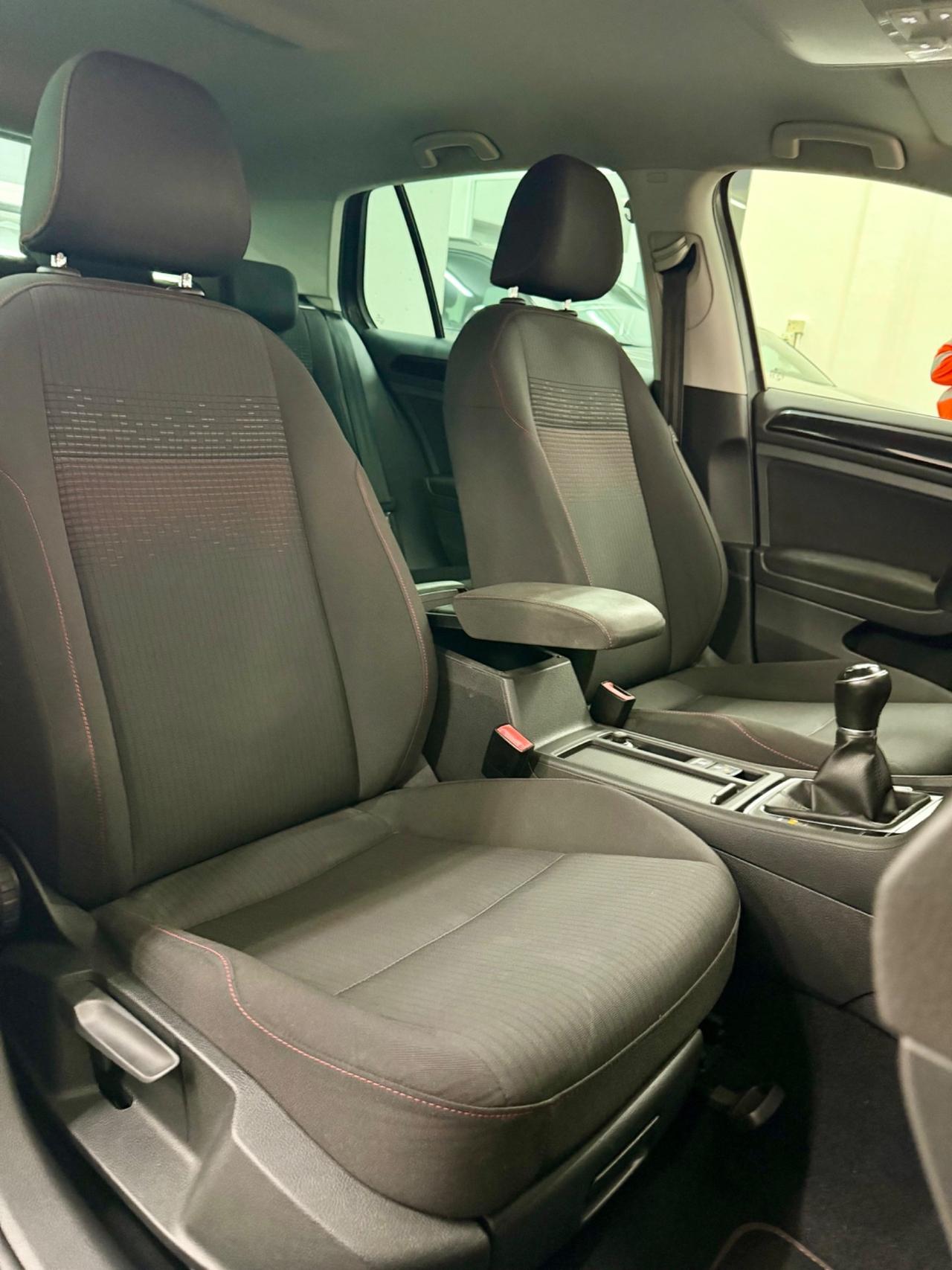 Volkswagen GOLF 7.5 1.6 TDI 5p. FINANZIABILE