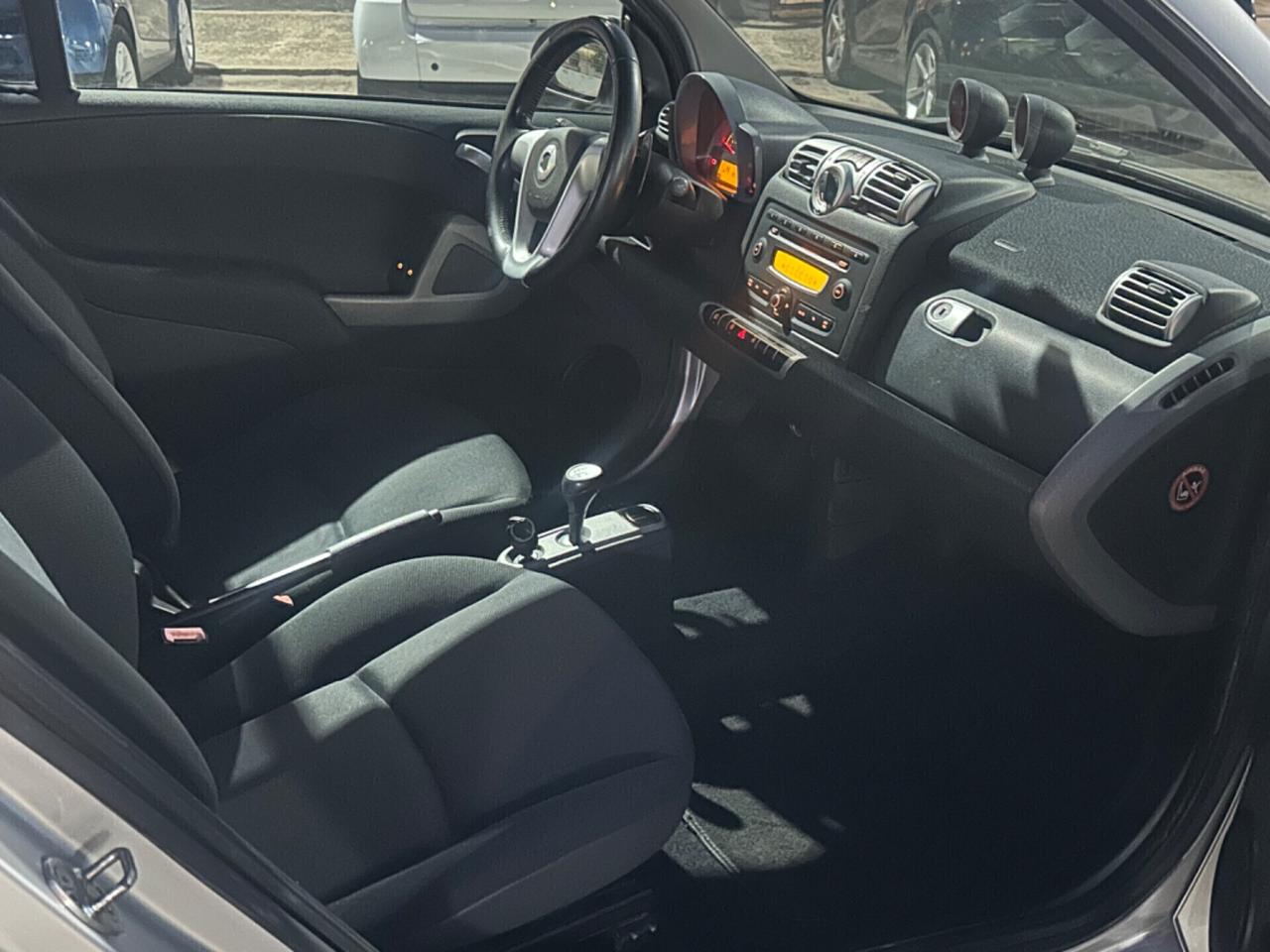 Smart ForTwo 1000 52 kW SERVOSTERZO