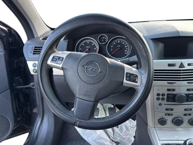 Opel Astra GTC Astra GTC 1.3 CDTI 3p Enjoy 90CV