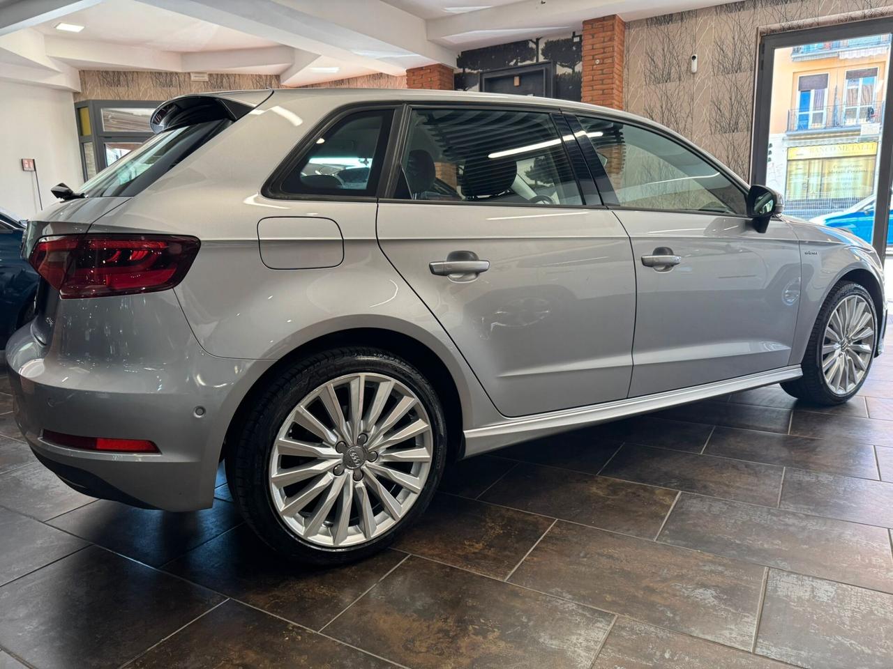 Audi A3 SPB 1.4 TFSI e-tron S tronic Ambition