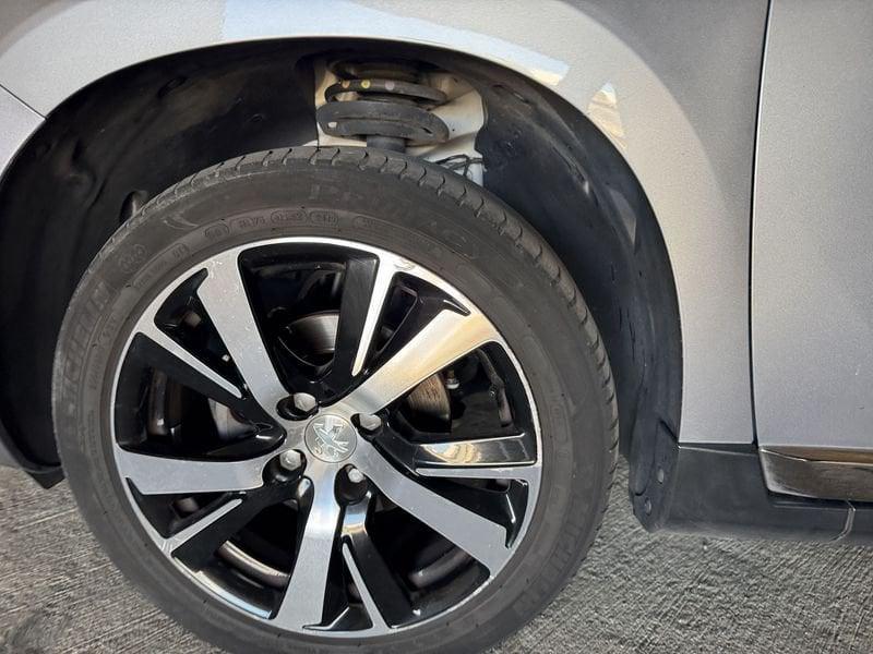 Peugeot 2008 BlueHDi 100 Allure