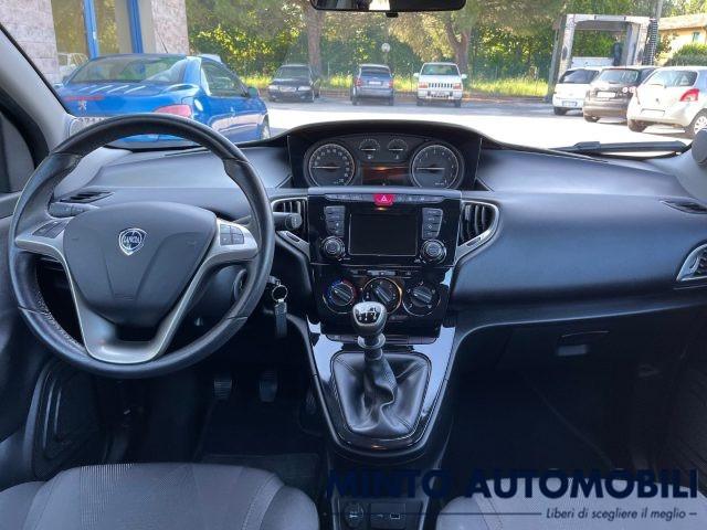 LANCIA Ypsilon 1.2 69 CV 5 PORTE BLUETOOTH SENSORI PARCHEGGIO