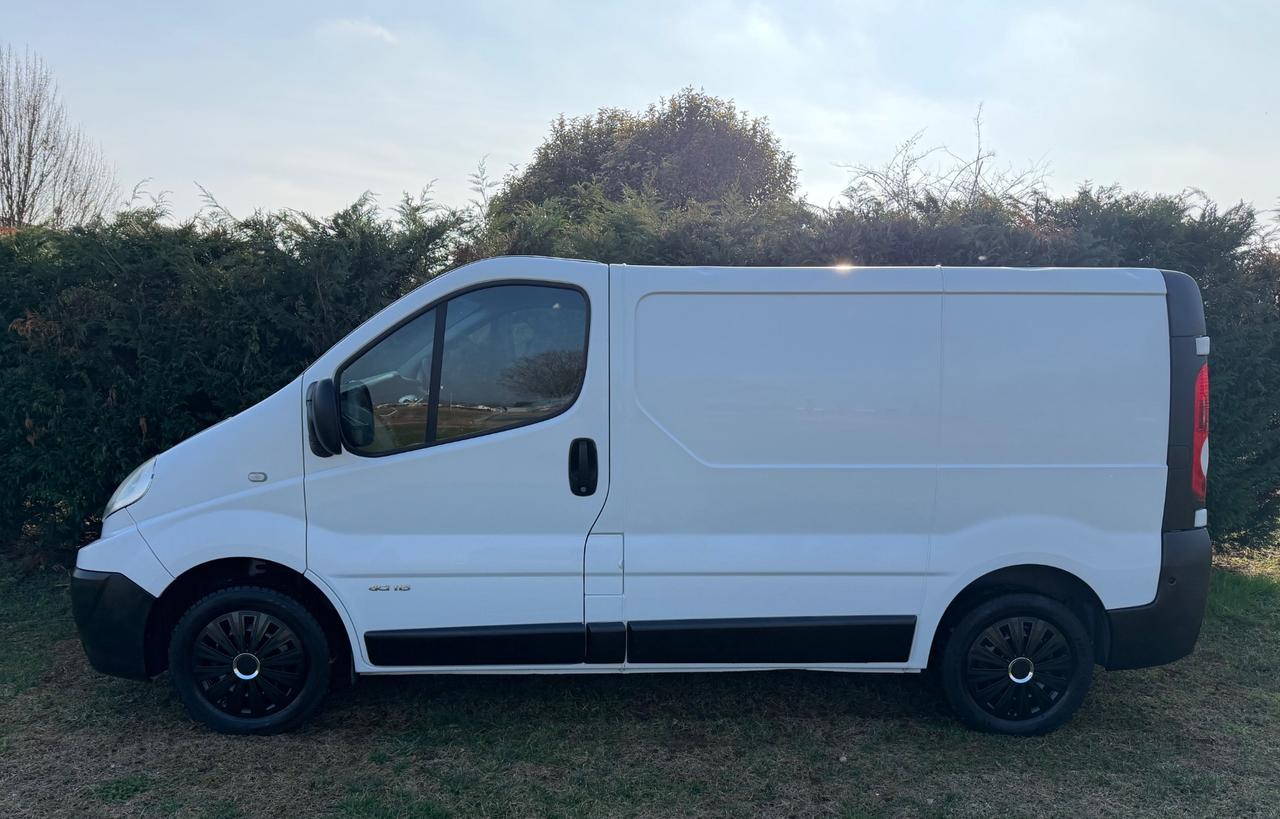 RENAULT TRAFIC 2.0 CTDi 115CV 6 MARCE CLIMA BIANCO