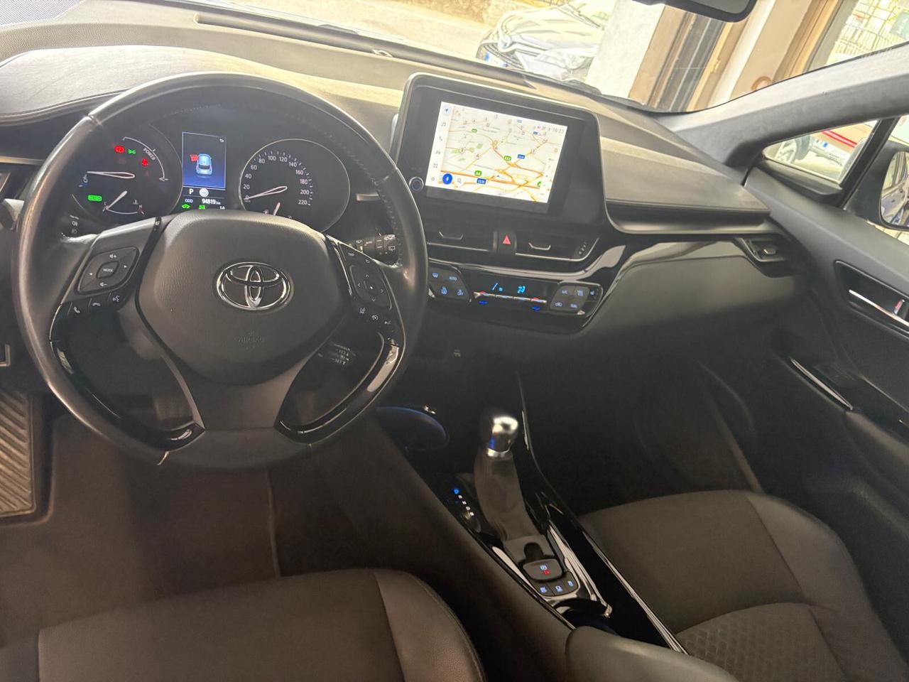 Toyota C-HR 1.8 Hybrid E-CVT Trend