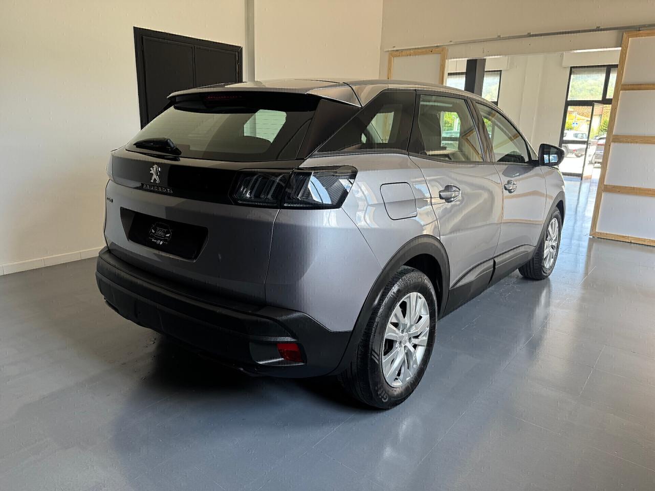 Peugeot 3008 BlueHDi 130 EAT8 Active Pack - 2021