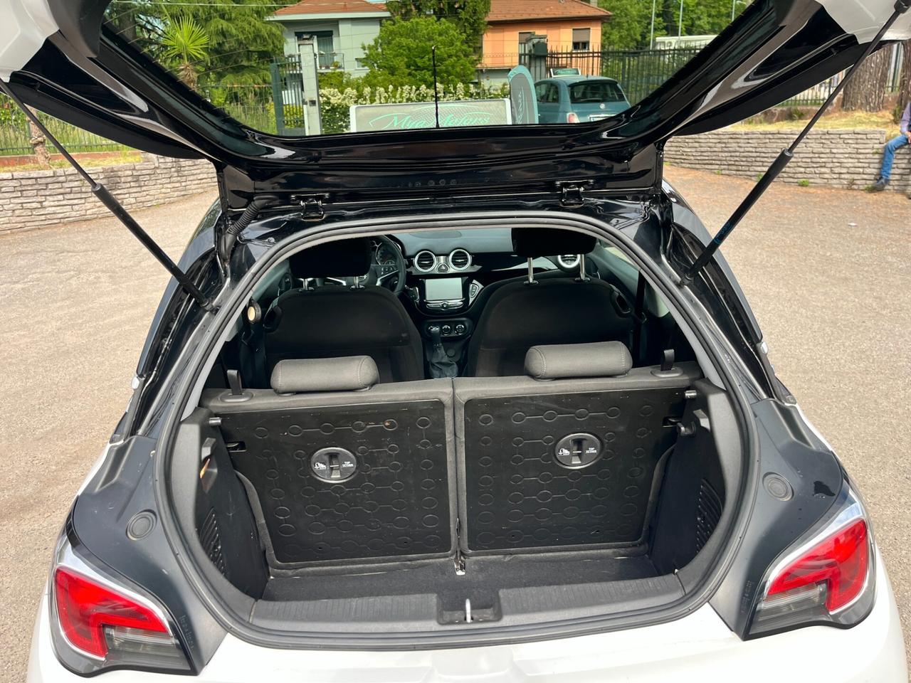 Opel Adam 1.2 70 CV