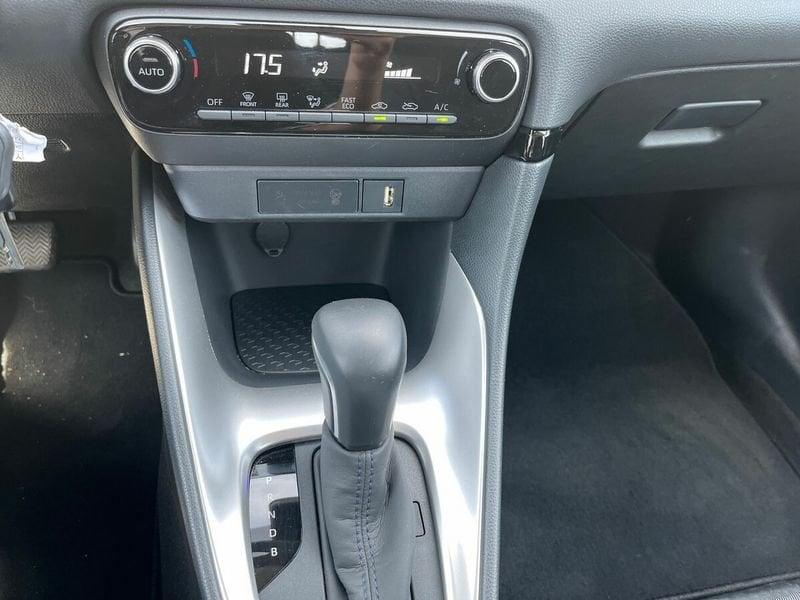 Toyota Yaris 1.5 Hybrid 5 porte Trend