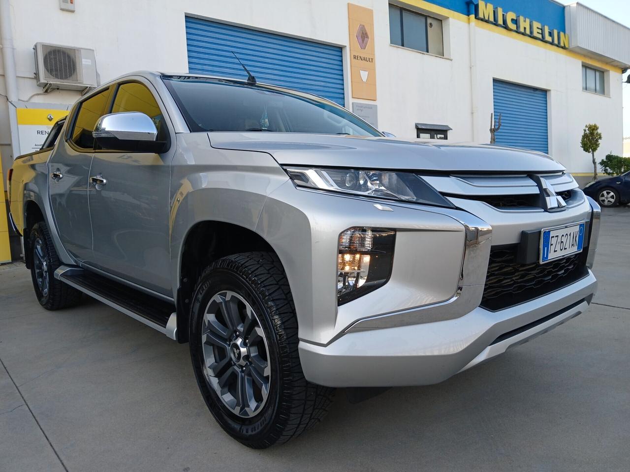 MITSUBISHI New L200 Intense 2.200 DI-D 150cv 4WD