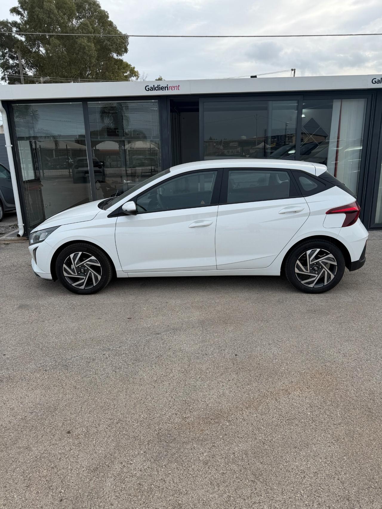 Hyundai i20 1.2 MPI MT Connectline