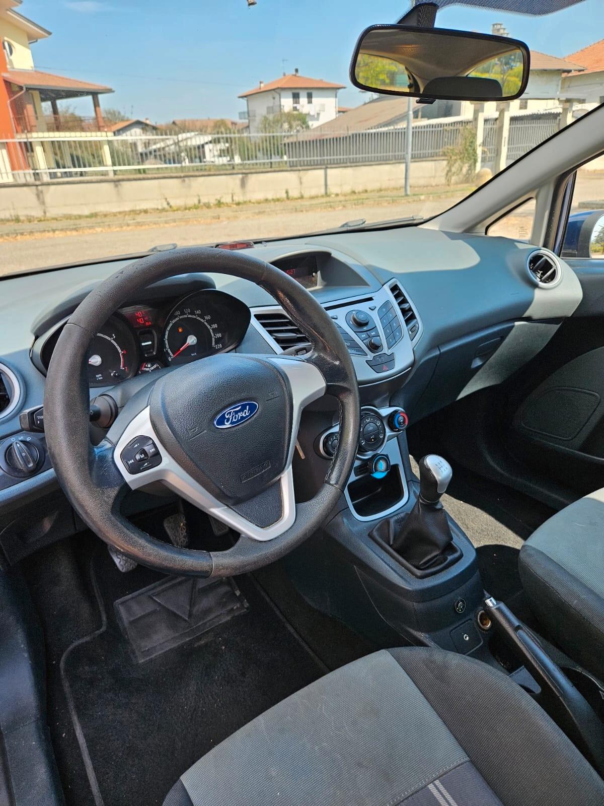 Ford Fiesta 1.4 3 porte Bz.- GPL Titanium