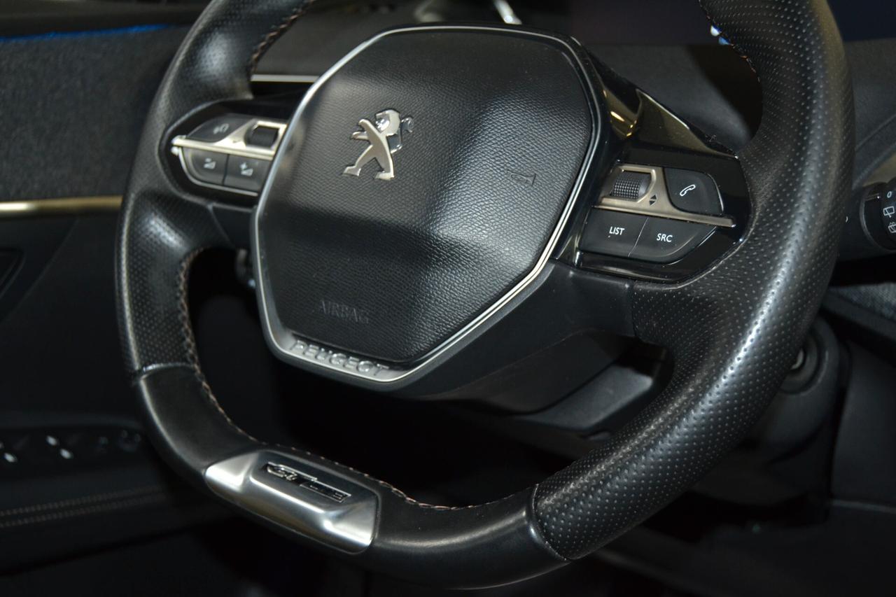 Peugeot 3008 BlueHDi 130CV GT-Line Navi/Pelle/Xenon/UNIPRO