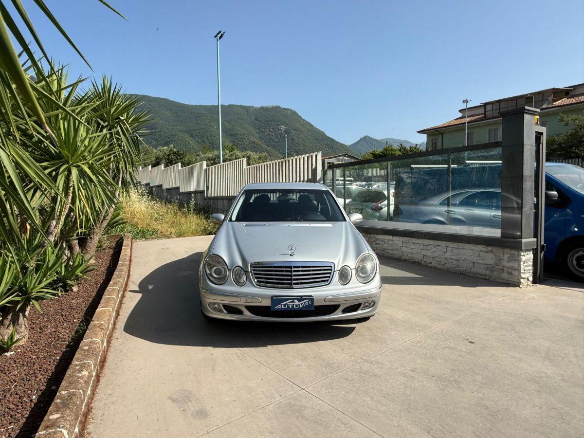 MERCEDES - Classe E - 270 CDI Elegance